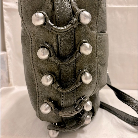 Shih shoulder strap bag. - Picture 2 of 9